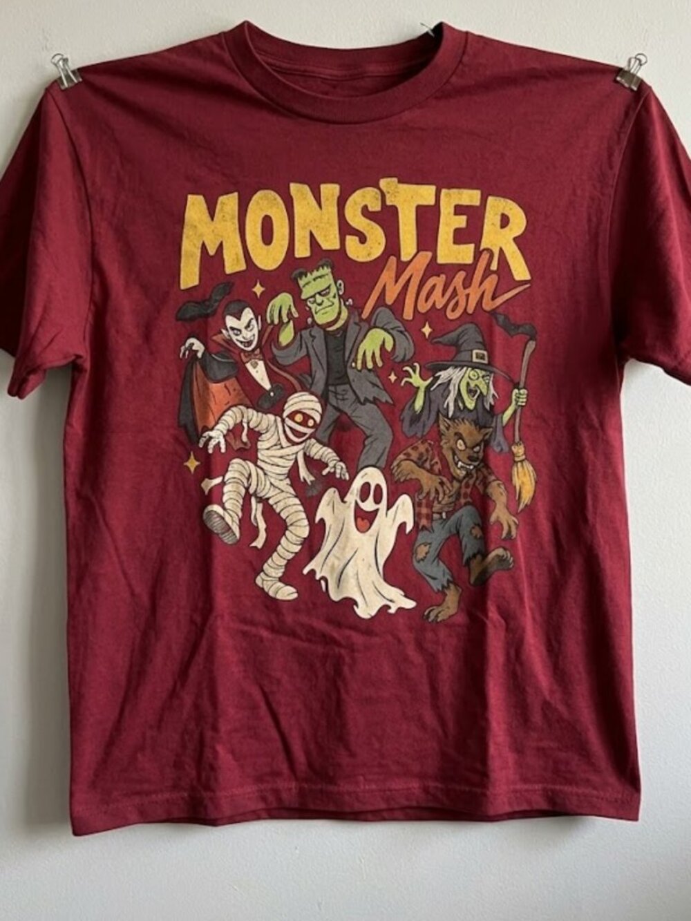 Gildan Red Monster Mash Spooky Halloween Unisex Graphic T-Shirt